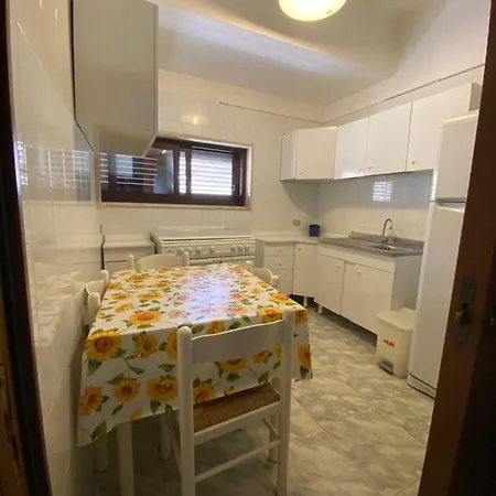 Maison Di