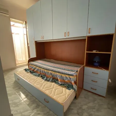 Maison Di